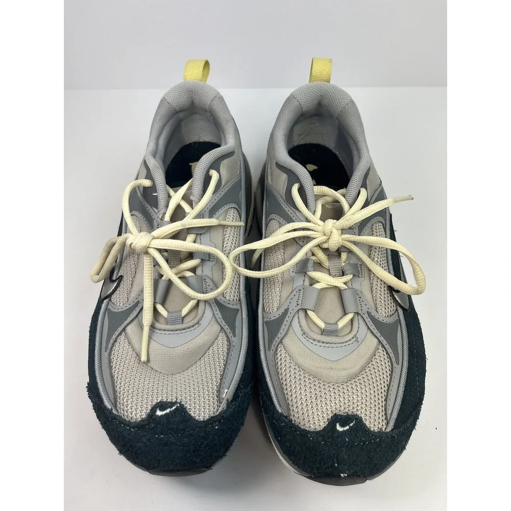 Nike Air Max Bliss Light Iron Ore Armory Woman's Size 9 Shoe DZ6754-001 Sneakers